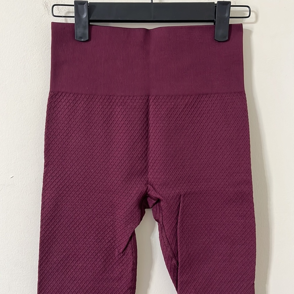 Balance Athletica Quartz Collection Amethyst Seamless Full Length Leggings Sz M - Picture 3 of 8